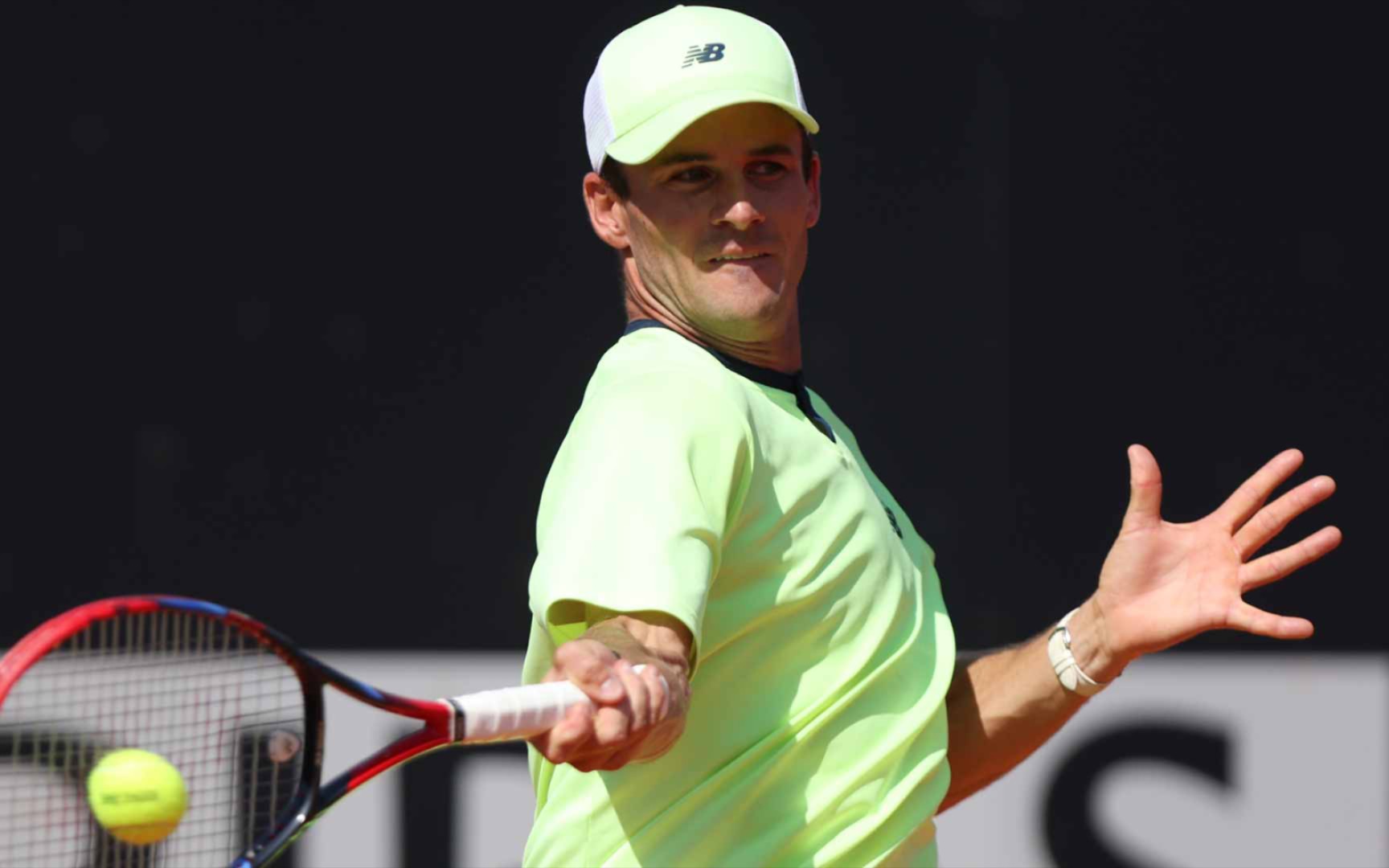 体育英超：曼联0-3惨败热刺 积分榜跌至第12位